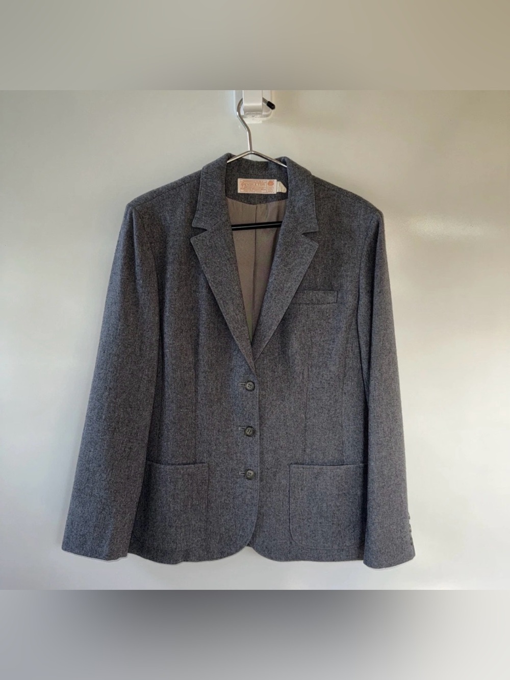 Pendleton Women's Gray 100% Virgin Wool Vintage Blazer Jacket & Skirt Size 14/16